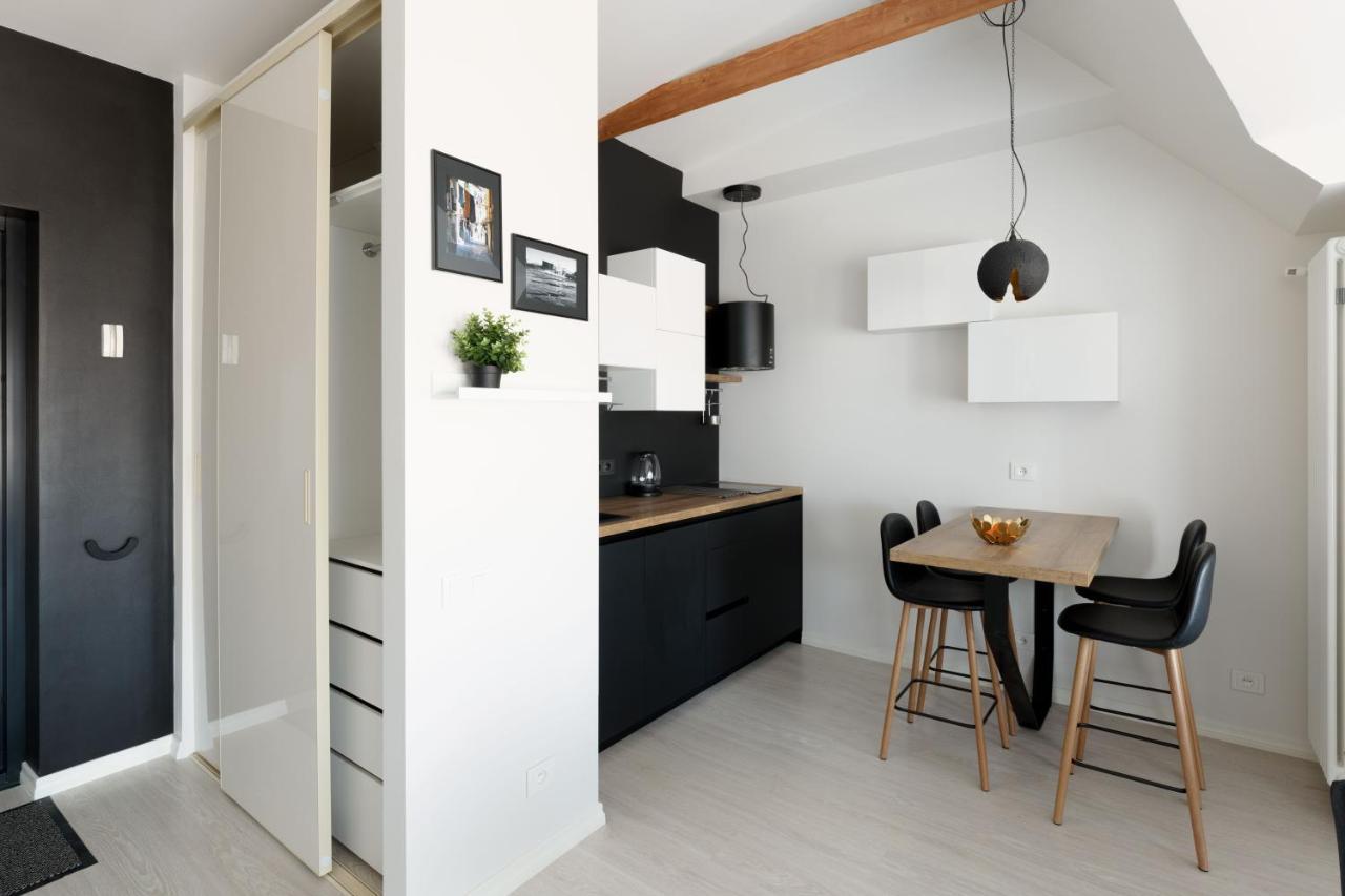 Bright Attic Flat In The Centre Apartment Riga Ngoại thất bức ảnh